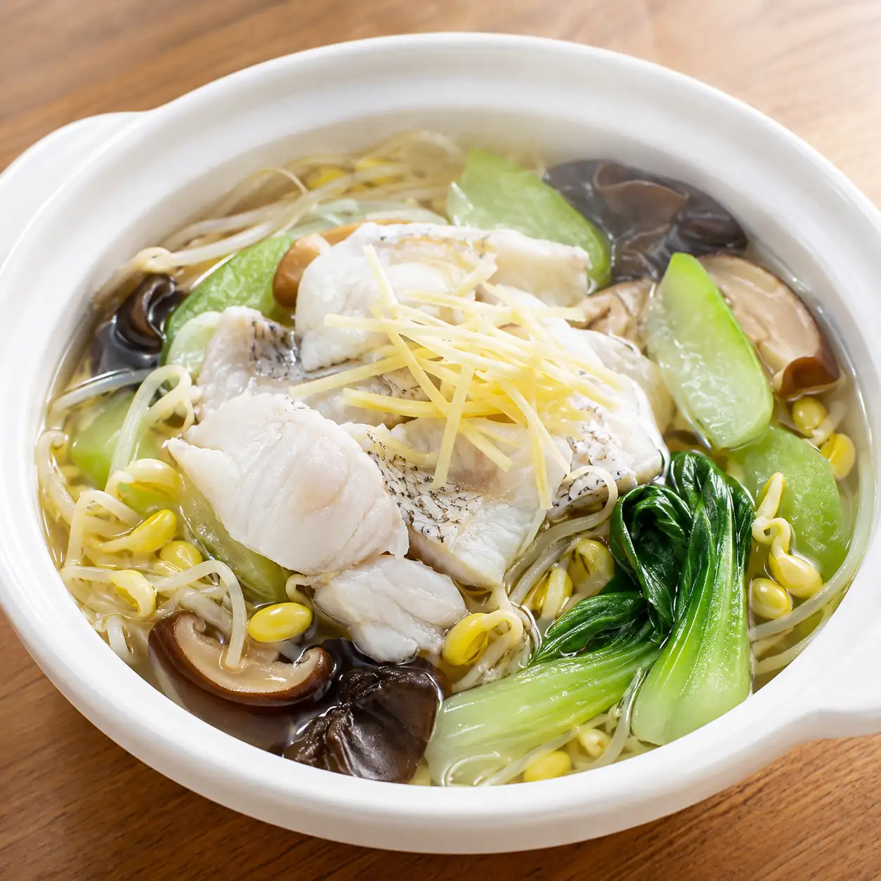 薑絲魚片黃豆芽湯麵