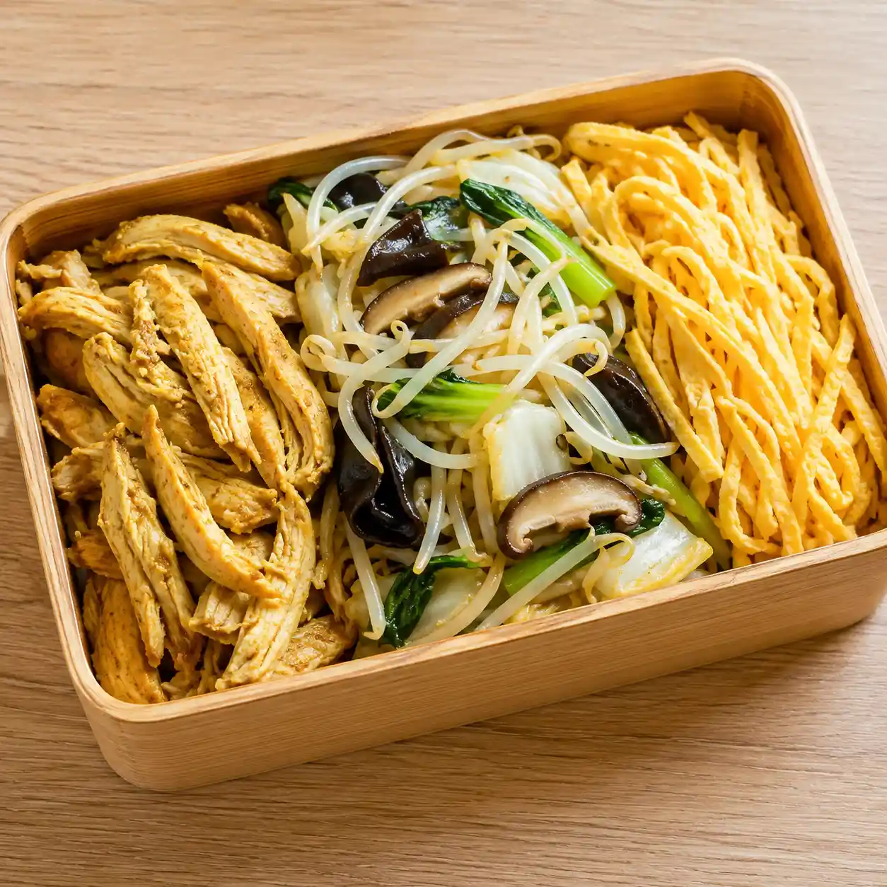 咖哩雞胸豆芽蛋絲盒