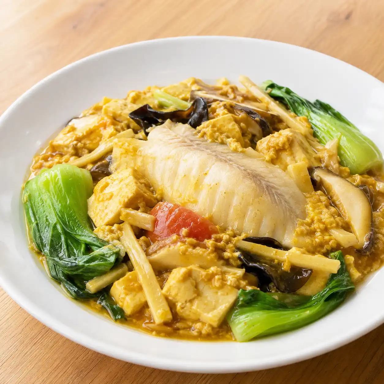 豆腐咖哩魚片青江菜