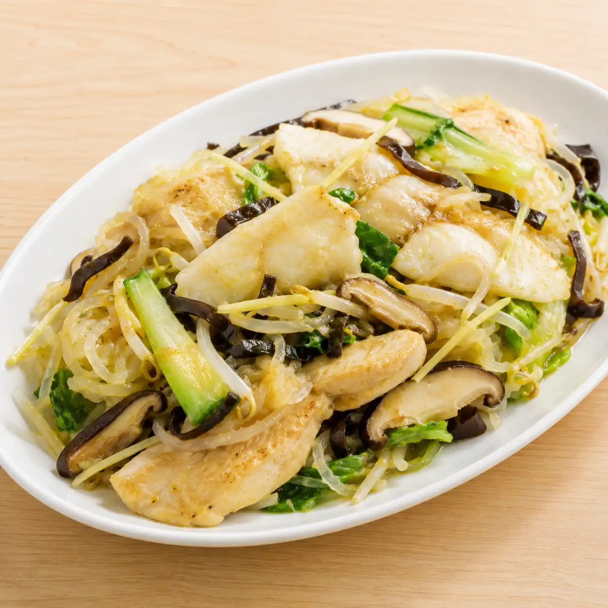 薑絲咖哩魚片雞胸蘿蔔絲盤