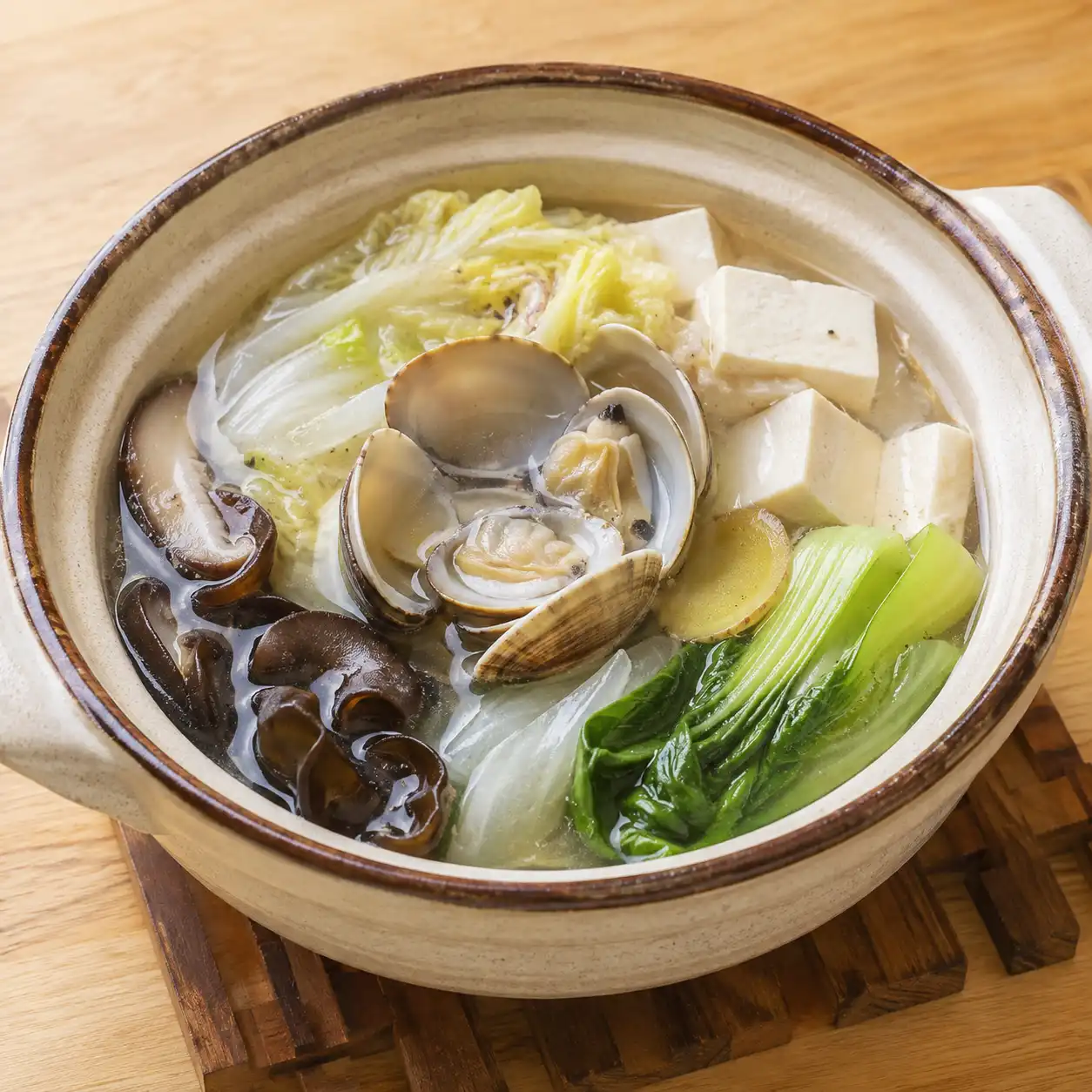 胡椒薑醋蛤蜊白菜豆腐盅