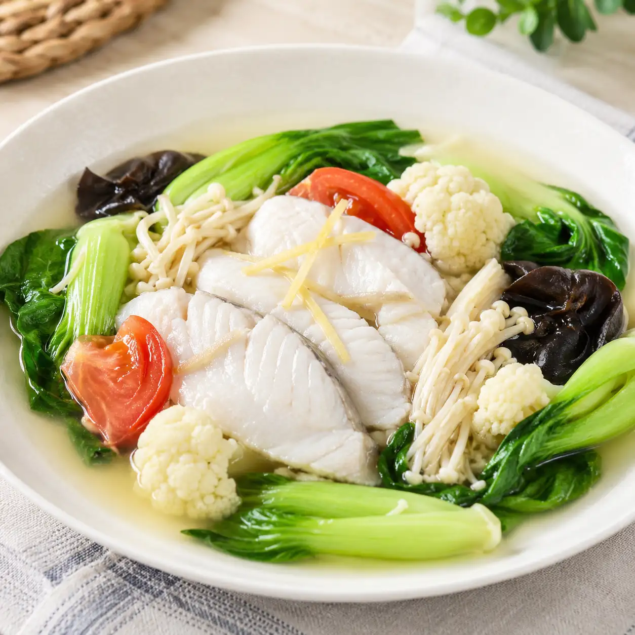 低鹽麴魚片小白菜