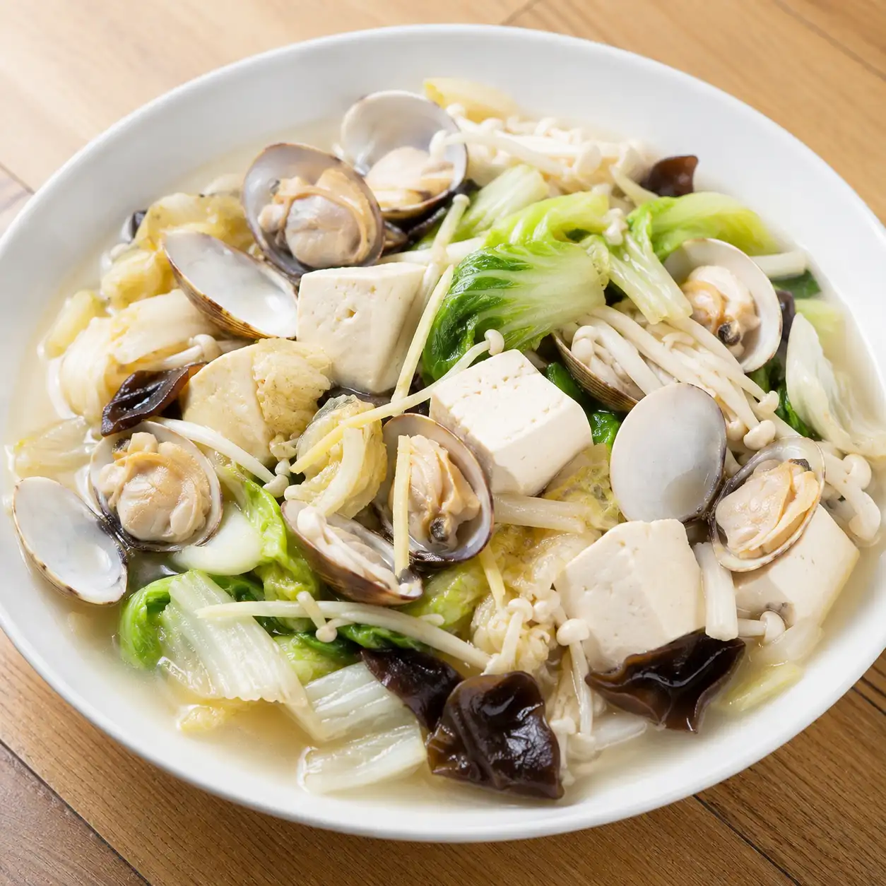 酸白菜蛤蜊豆腐熱盤