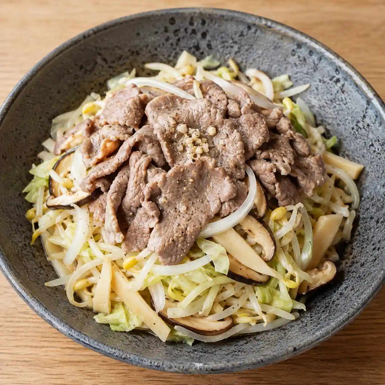 胡椒牛肉片筍絲高麗菜拌