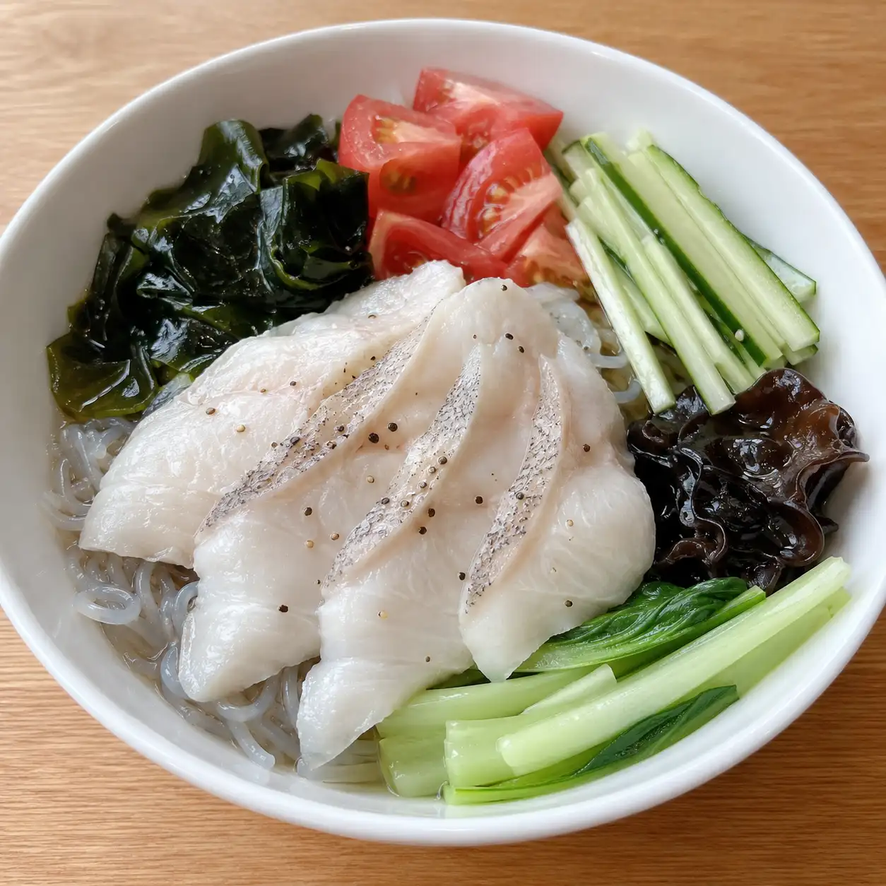 昆布魚片蒟蒻沙拉碗