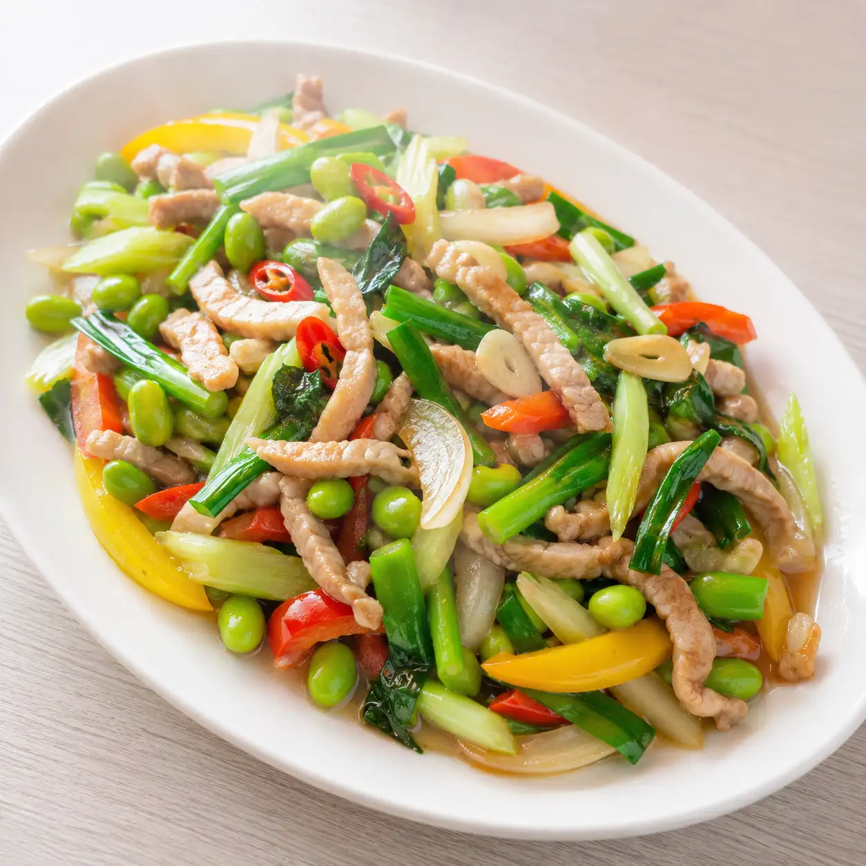 瘦肉絲蒜苗雙鮮炒