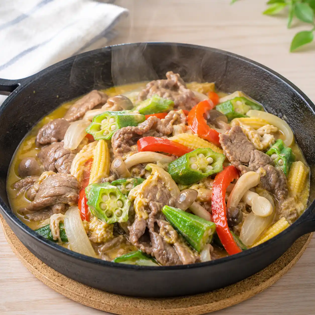 咖哩牛肉片燴秋葵