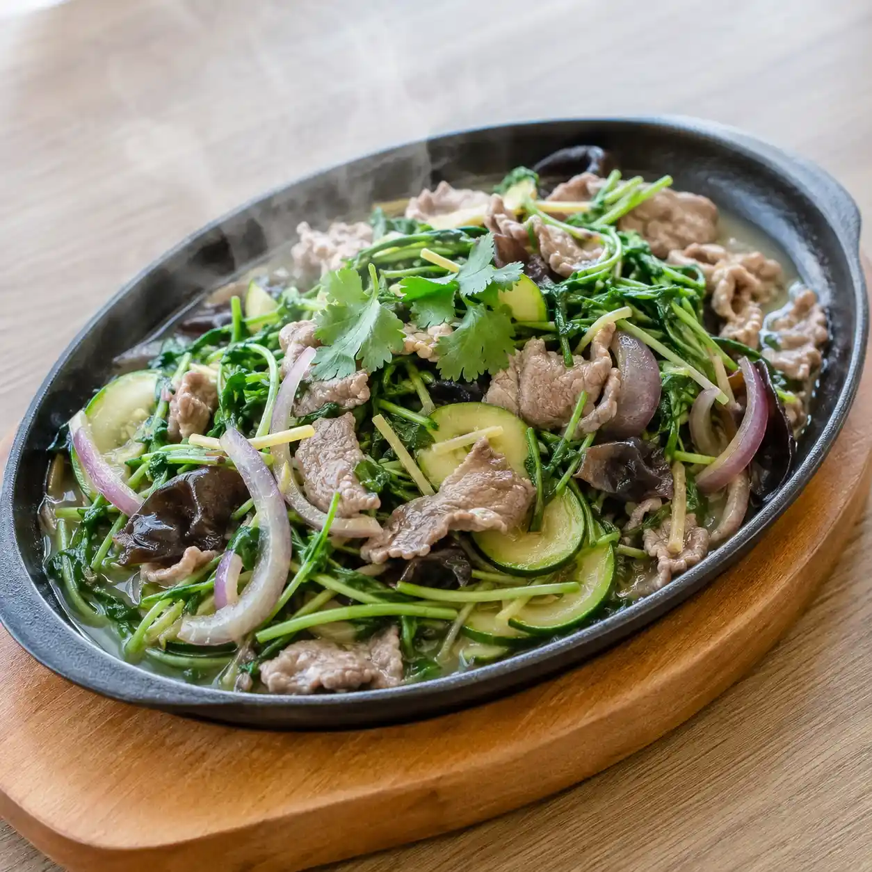 羊肉片豆苗滑炒