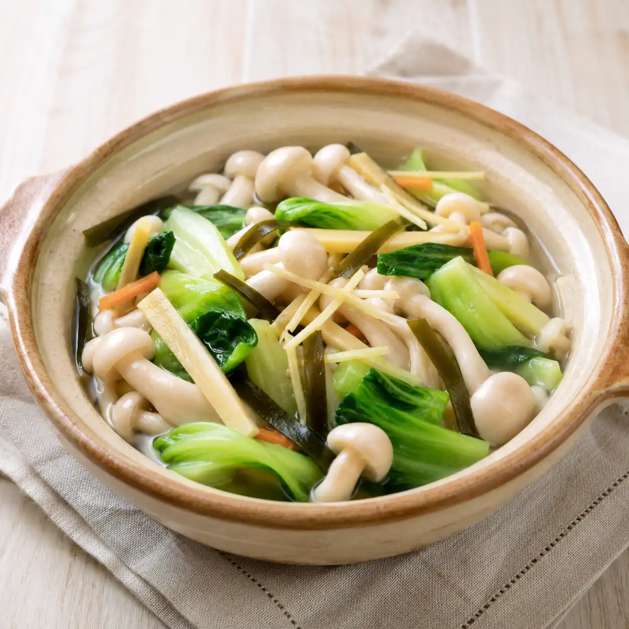 昆布白精靈菇燴小白菜