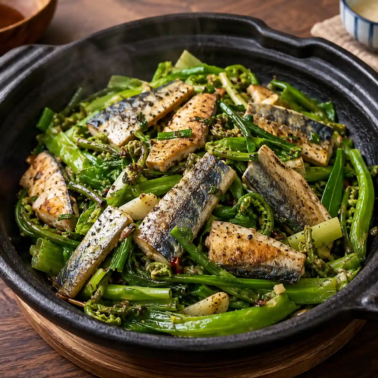 椒鹽乾鍋鯖魚山蘇