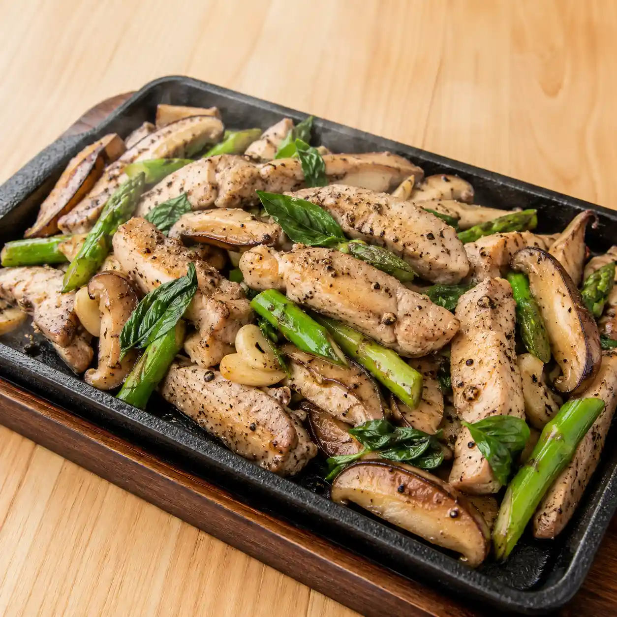 黑胡椒鐵板鮪魚香菇