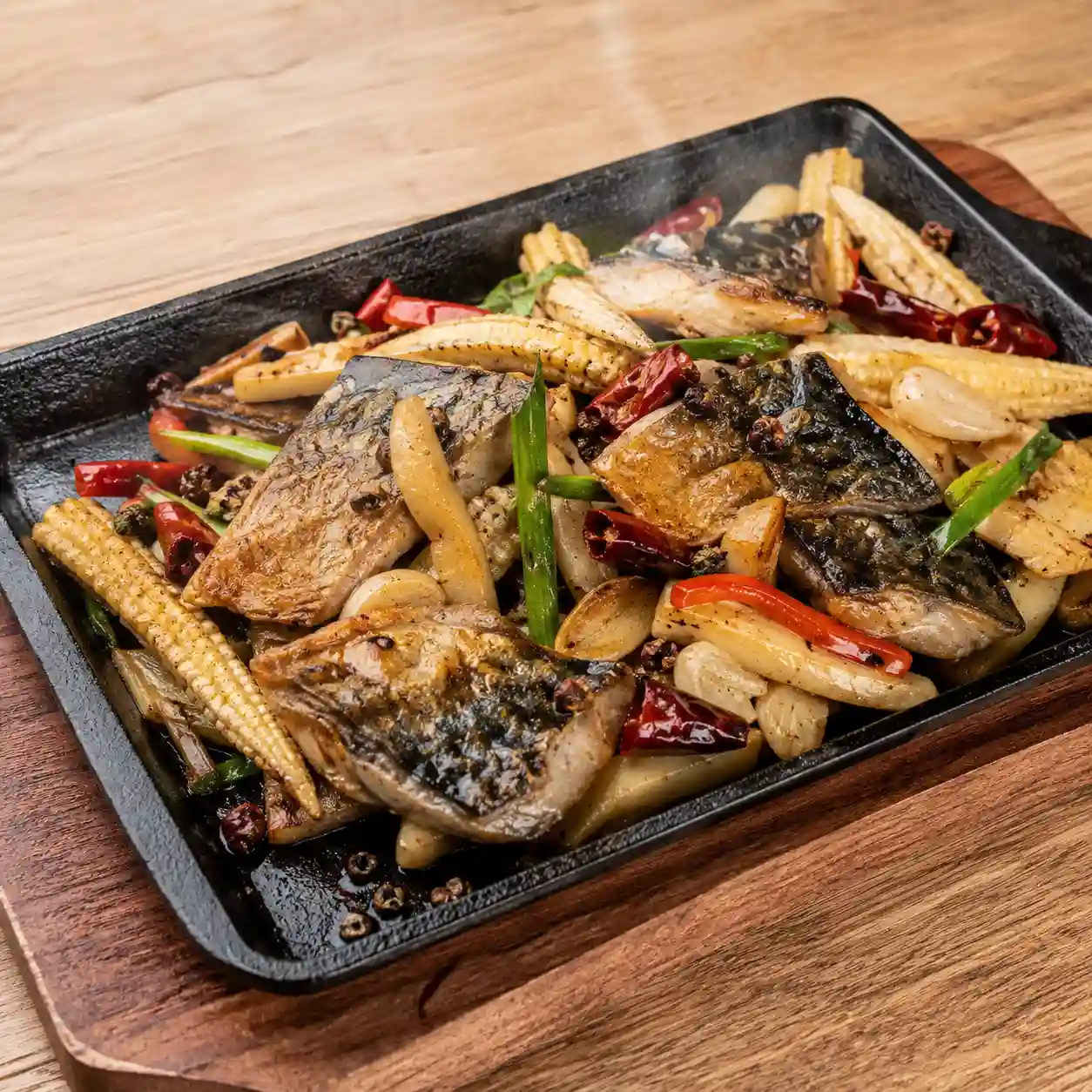 花椒鯖魚乾鍋玉米筍