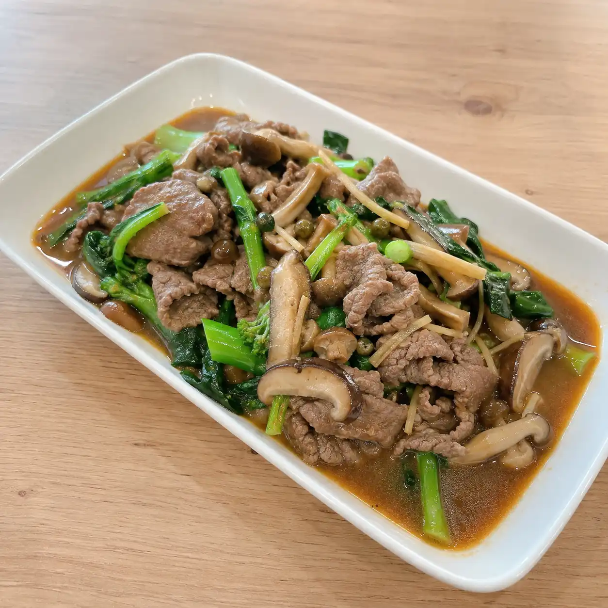 紅燒牛肉片蘑菇