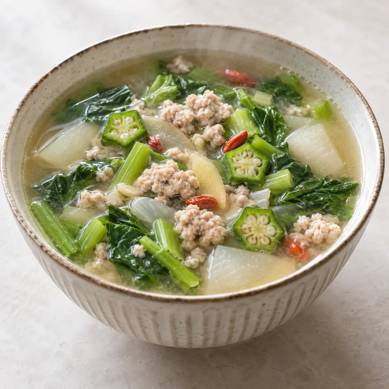 味噌瘦絞肉秋葵湯