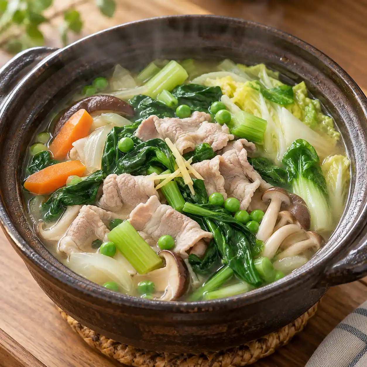 豬肉片菠菜蔬菜煲